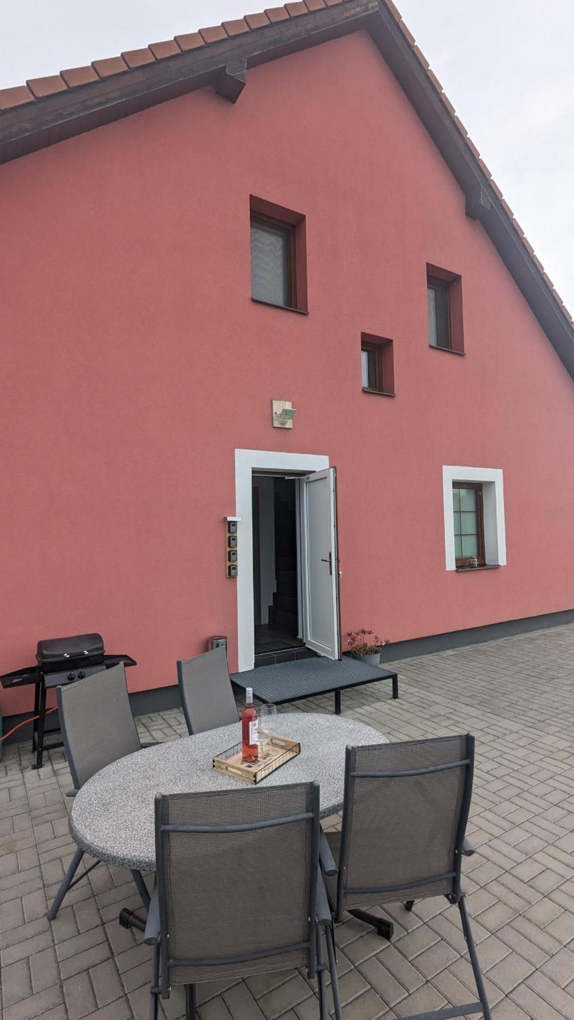 Penzion Janousek Motorsport Cesky Krumlov Prisecna Luaran gambar